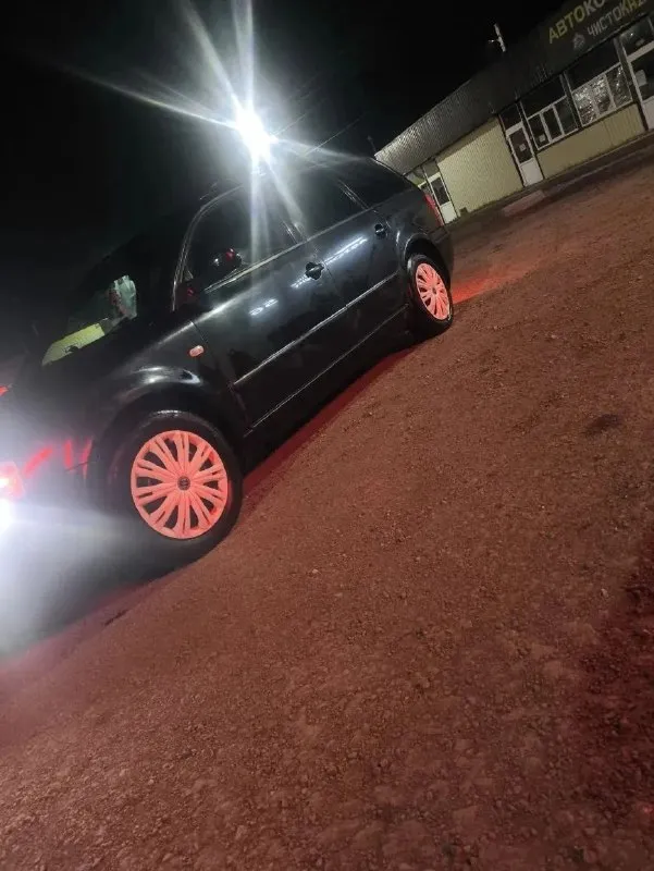 Продам volkswagen passat b5 98 года выпуска. днр постоянный учёт. авто на ходу, но в двигателе присутствует какой то посторонний звук похож на гидрокомпенсатор. цена 150 т. р.донецк петровский район +79493192477 📞 звоните: +7(949)3192477 - фотография - 1