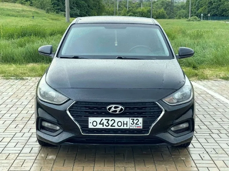 🔥 hyundai solaris restyling🔥 в шикарном состоянии! ✅куплен новым в салоне в 2017г ✅кузов седан ✅бензиновый (атмосферный) ✅коробка механика 6 ступка ✅передний привод ✅пробег 138.000 тыс. км ✅без дтп 🔥комплектация🔥 ✅сигнализация ✅лэд в фарах ✅сигнализация ✅разъемы под aux usb ✅разъем 12v ✅магнитола ✅тех осмотр пройден, готов к регистрации в мрэо ☑️есть видео обзор, пишите сброшу 🔥в подарок новому владельцу полный бак топлива🔥 ✅донецк. стоимость1.125.000₽ тел. +7949-50-800-60 📞 звоните: +7(949)5080060 - фотография - 5