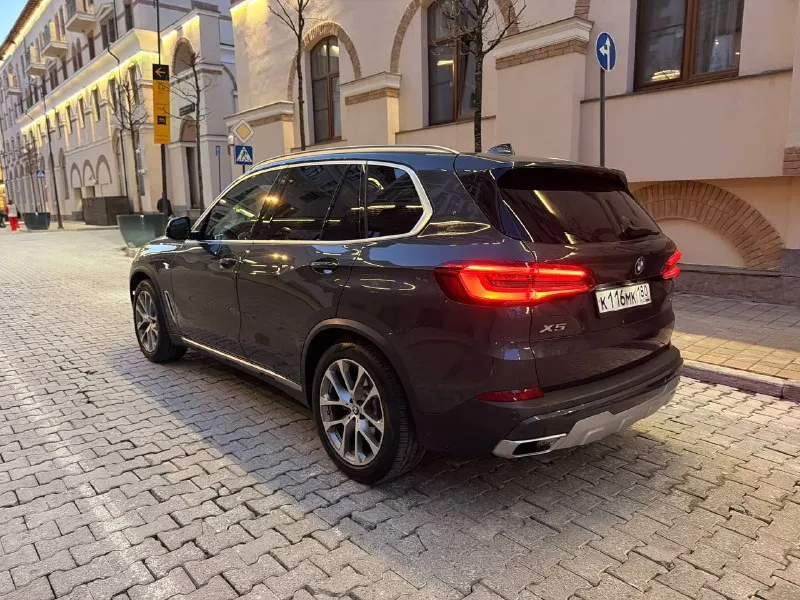В продаже bmw x5 g05 d40i год выпуска 2019 пробег 110 000км. бензин. состояние безупречное. цена 6500000 +79496150394 📲 tg:. 📞 звоните: +7(949)6150394 - фотография - 1