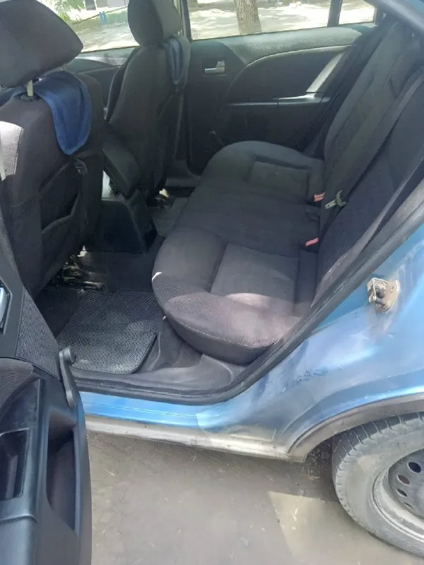 Продам ford мондео 3.2001год.1.8бензин -газ евро-4 на хорошем ходу, кузов живой, мотор коробка ходовая все норм. сел уехал. времянка до 27 года. цена 250 000руб. торг есть. старобешевский район, г. комсомольское +79498569196 📞 звоните: +7(949)8569196 - фотография - 6