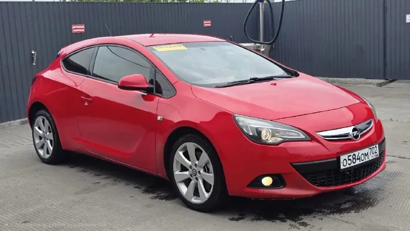 Продается opel astra gts! 🔹 год выпуска: 2012 🔹 пробег: 160,000 км 🔹 двигатель: 1.4 л, бензин 🔹 коробка передач: механическая 🔹 цвет: красный 🔴 особенности: • спортивный дизайн и стильный внешний вид • просторный и комфортный салон • экономичный расход топлива • хорошая динамика и управляемость дополнительно: • кондиционер • электростеклоподъемники • магнитола с bluetooth • сигнализация • подогрев руля • подогревы сидений • и много интересного автомобиль в отличном состоянии, обслуживался вовремя. все документы в порядке. 💰 цена: 675,000 руб. 📞 звоните для получения дополнительной информации и организации просмотра: +7949 330 33 32 - фотография - 3