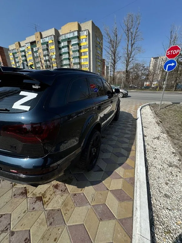 🚗 q7 4l 2011 авто в отличном состоянии есть мелкие дефекты по лкп не критично авто находится в ростове на дону, рассмотрю обмен с вашей доплатой в авто все новое мотор на ура вложено более 2 🍋 цена: 2800000 ₽ 📲 tg: камуфляж tactical 📞 🇷🇺 звоните: +79612762777 авторынок днр донецк - фотография - 7