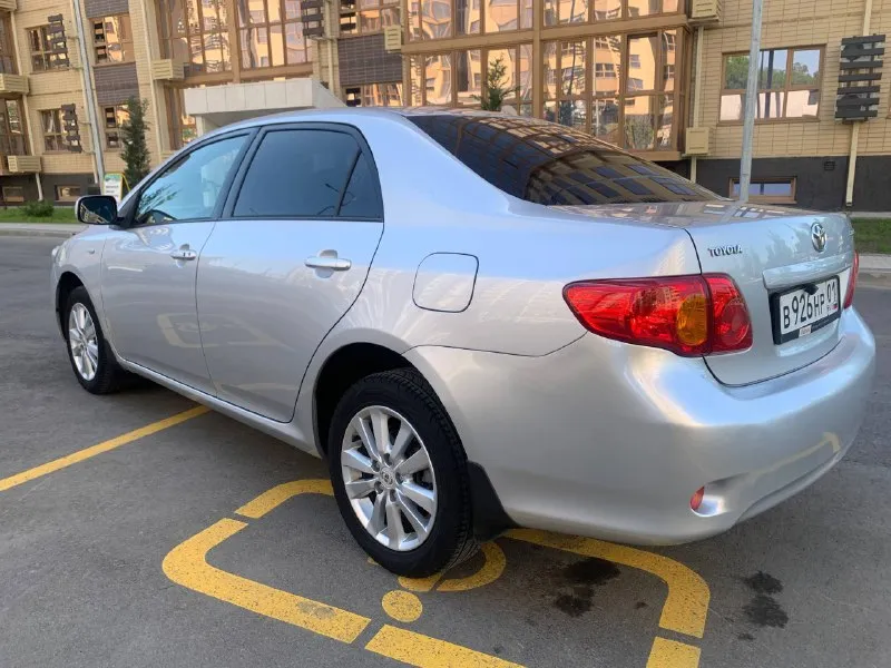 Toyota corolla e150 1.6, 2008г. пробег 234 000 км. автомобиль в отличном состоянии — как технически, так и внешне. двигатель 1.6 (124 л. с.) работает идеально, масло не расходует, тяга отличная. коробка без нареканий, актуатор сцепления заменён полгода назад. бесключевой доступ, кнопка start/stop, климат-контроль, круиз-контроль, подогрев сидений, камера заднего вида, датчик дождя. по электрике ошибок и замечаний нет. кузов, салон, дно, пороги и арки в хорошем состоянии, ржавчины нет. машина едет очень приятно, вложений не требует. в подарок комплект зимней резины на штатных стальных дисках. цена: 730т ₽, торг у капота г. мариуполь +79496347909 остальные вопросы по телефону. - фотография - 2