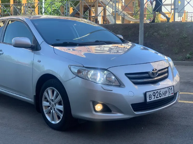 Toyota corolla e150 1.6, 2008г. пробег 234 000 км. автомобиль в отличном состоянии — как технически, так и внешне. двигатель 1.6 (124 л. с.) работает идеально, масло не расходует, тяга отличная. коробка без нареканий, актуатор сцепления заменён полгода назад. бесключевой доступ, кнопка start/stop, климат-контроль, круиз-контроль, подогрев сидений, камера заднего вида, датчик дождя. по электрике ошибок и замечаний нет. кузов, салон, дно, пороги и арки в хорошем состоянии, ржавчины нет. машина едет очень приятно, вложений не требует. в подарок комплект зимней резины на штатных стальных дисках. цена: 730т ₽, торг у капота г. мариуполь +79496347909 остальные вопросы по телефону. - фотография - 5
