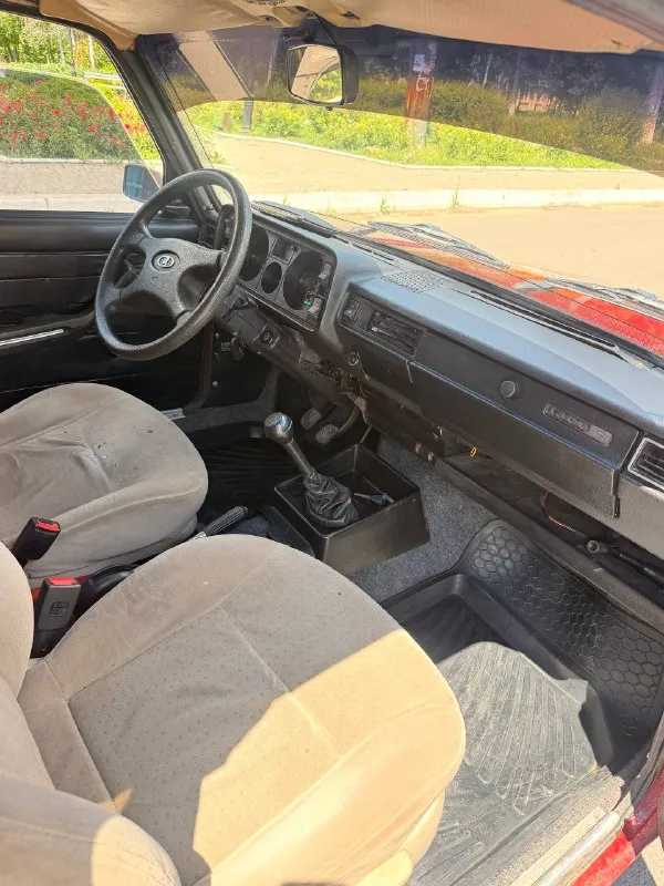 🚙продам автомобиль ваз 2105 год выпуска: 1982 ✅описание: -двигатель 1.3 на ремне, работает отлично, масло не расходует, не дымит. -коробка 4 ступка без нюансов, все передачи на месте. -ходовая работает исправно, ручник держит! - 2 поколения, работает как на газу, так и на бензине! ( зарегистрирован ) - днище без коррозии, дыр нет! - по документам на постоянном 180 учёте, с дальнейшем переоформлением. ‼️150.000 рублей, торг в пределах разумного, только реальному клиенту! осмотр в г. харцызск звонить по телефону: +79490919282 📲 tg: евгений 📞 звоните: +7(949)0919282 - фотография - 6