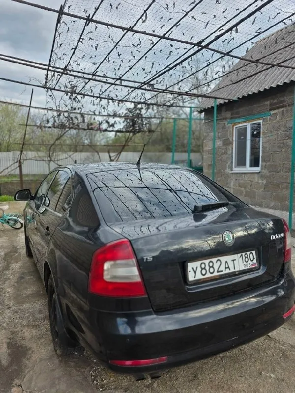 Продам skoda октавия а5 1.8tsi коробка dsg 2013 г, есть нюансы по кузову небольшие рыжики, проблема с насосом высокого давления, по этому турбина не дует авто едит как обычный атмосферник, стоит на 180 учёте птс и и остальные документы имеются с переоформлением проблем не будет,2 клуча, осмотр енакиево звонить по номеру телефона +79493283815 цена 600 тысяч торг 📞 звоните: +7(949)3283815 - фотография - 5
