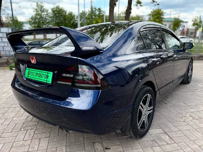 🚘марка: honda civic ⚙️двигатель:1.8 ⛽️вид топлива:бензин кпп:автомат кузов: седан пробег: 215.000 км 📅год выпуска: 2008 💰цена: 850.000 руб •усилитель руля. •эл стеклоподъёмники •мультимедиа •кондиционер -климат 2х зонный •подогрев сидений продажа возможна : наличный расчет✅ безнал✅ кредит✅ обмен на ваш авто✅ звонки по номеру 📲+79495111156 🛜также в телеграмм и мах 🚘автосалон:автото4ка 🌎находимся по адресу 📍г. мариуполь ул. макара мазая 41 с 10.00 до18.00 - фотография - 4