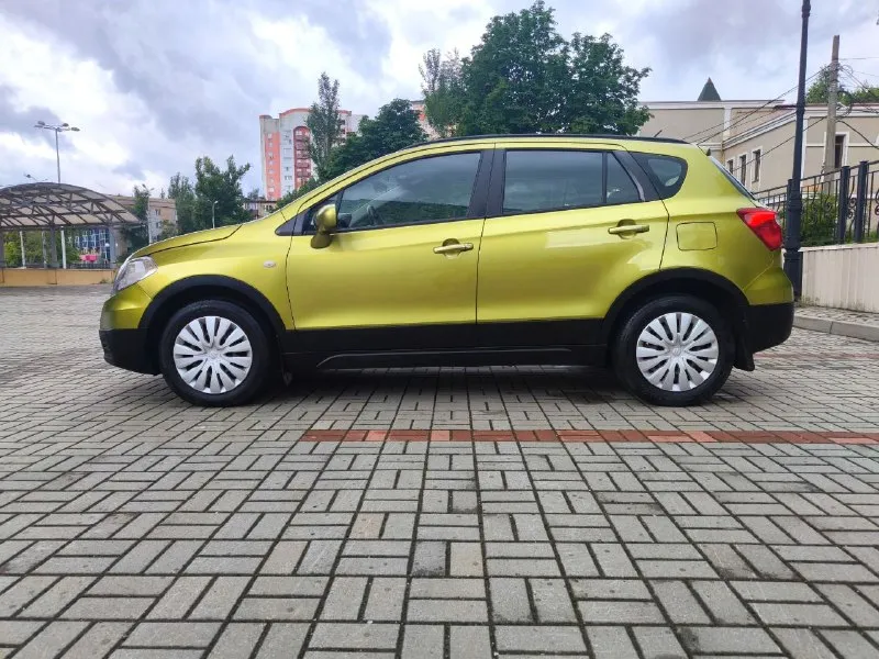 Suzuki new sx4 2014 г. 1.6 at (cvt) бензин/2wd родной пробег 112580 4 электростеклоподъемника обогрев и регулировка зеркал мульти руль, парктроники все стекла завод, включая лобовое кондиционер, автозапуск (два ключа) подогрев сидений. идеальный и просторный салон! бережная и аккуратная эксплуатация! вместительный багажник. 2 владельца с момента покупки (обе женщины) птс оригинал, юридически без запретов, штрафов и ограничений! полностью зеленая автотека (пришлю по запросу) без дтп, имеется диагностическая карта 1299000 р. г. донецк +79493877390 (телеграмм, макс) 📲 tg: eric eric 📞 звоните: +7(949)3877390 - фотография - 6