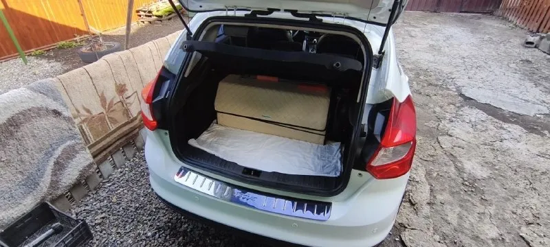 Продам ford focus 3, 2012г в отличном состоянии. двигатель 2.0 150л. с, автомат пробег 184000км отличное состояние, владелец по птс машина под полным контролем, обслуживание только на сто, все расходники менялись всегда заранее, сигнализация с автозапуском, подогрев стёкол и сидений, резина стоит лето новая, зима проехала 2т км, новая. цена 950т осмотр в донецке +7 949 4772825 📲 tg: дмитрий 📞 звоните: +7(949)4772825 - фотография - 8