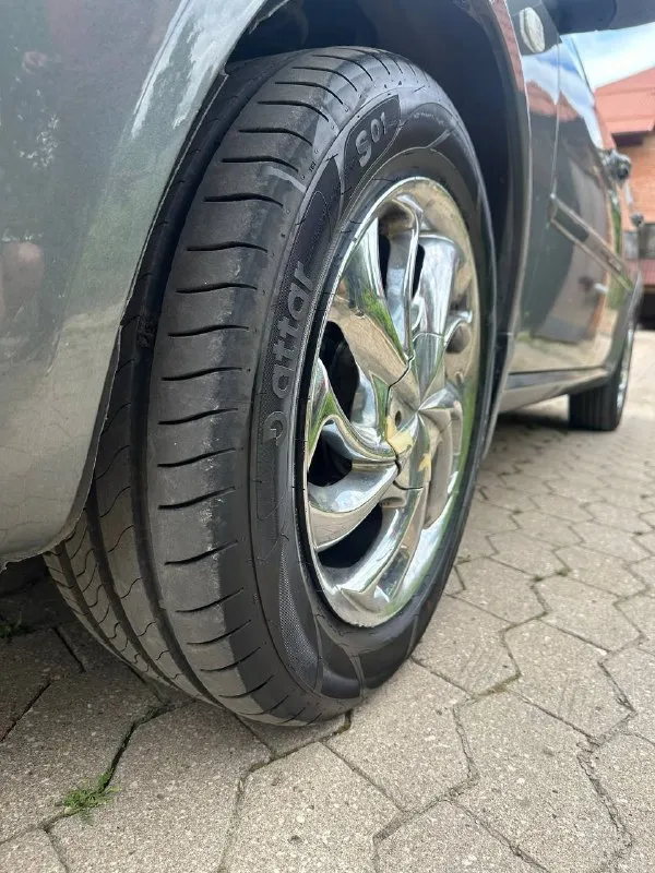 В продаже chevrolet lacetti
2011 Год
1.6 Механика
Пробег 246 000
Машина в идеальном состоянии
Двигатель и коробка работает отлично
Ходовая вся перебрана
Дно идеальное
Кузов без косяков, не единого рыжика, коррозий, смотрится очень красиво
Сделанная профессиональная полировка кузова с нанесение жидкого воска
Салон в отличном состоянии
Кондиционер работает охлаждает, .сстеклоподъемники, хорошая музыка и т. Д
Стоит новая летняя резина на красивых дисках
Плюсом отдам новую зимнюю липучку на татинанах
В таком состоянии машин мало о
Осмотр макеевка-донецк
Цена 460 000
+79495021117

📞 Звоните: +7(949)5021117 - фотография - 8