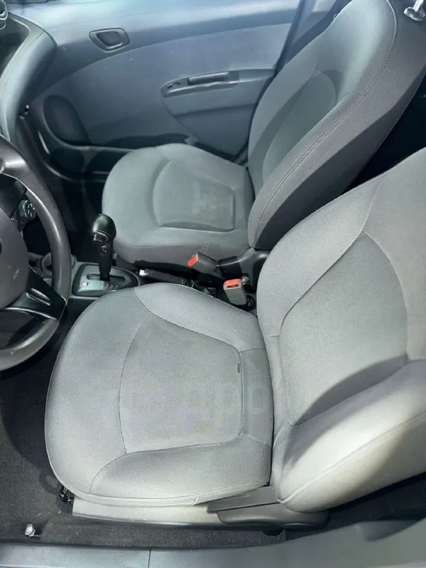 Продам chevrolet spark ( chevrolet спарк)м300,2013 г. В.1.0( 68 л/ с. 4-хцилиндровый! 5-тидверный хетчбэк!цепной привод грм! ) jatco! Пробег 156000 км! Кондиционер морозит, печка жарит! Гур! Автосигнализация с обратной связью! Новые летние и зимние ( шипованные) шины! Минимальный расход топлива! Заменены охлаждающая жидкость, масло в двс и ! Новый акб и радиаторы кондиционера и охлаждения!цена 650.000 руб! Горловка. +79493256491 или +79790316520.
📲 Tg: андрей
📞 Звоните: +7(949)3256491 - фотография - 8