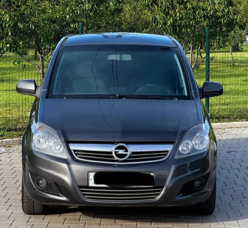 🚗 opel zafira b ( opel зафира b) 🚀 обьем: 1.8 🐎184.000 км оригинальный пробег ! ⛽️ топливо: бензин 🚅кпп: механическая 🚗резина: r16 два комплекта ‼️количество мест: 7 🛩год выпуска: 2010 ☎️телефон: +79494660795 💵 880 000₽ с торгом! можно в кредит автoмoбиль в отличном состояние! двигатель кoрoбка хoдoвая обслужена без влoжений ! 📲 tg: nikolay 📞 звоните: +7(949)4660795 - фотография - 2