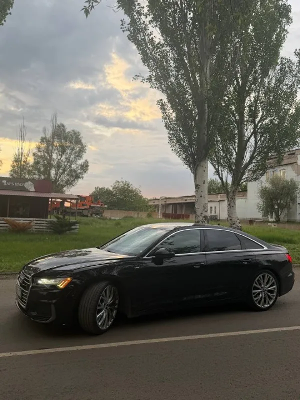 Продам audi a6 quattro 2019 год 110 000 км пробег 3.0 340 л. с. максимальная комплектация цена 4 500 000 рублей +79493103768 - фотография - 2