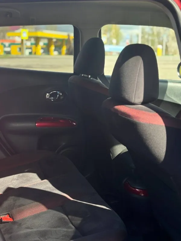 Продам авто nissan juke 2012 год 1.6 бензин (без турбины) автомат пробег оригинал 124.000км я второй хозяин, птс оригинал, по кузову целый автомобиль, в родном окрасе, лобовое так же родное. двигатель, коробка, ходовая часть на отлично. любые проверки на любом сто. климат контроль, режимы езды, стеклоподъемники, мультимедиа с камерой заднего вида. причина продажи покупка нового авто. документы в порядке, полное переоформление! цена: 1.080.000 рублей торг при осмотре! +79493485992 (если нет связи макс на этом номере, либо же +380713485992 телеграм) - фотография - 6