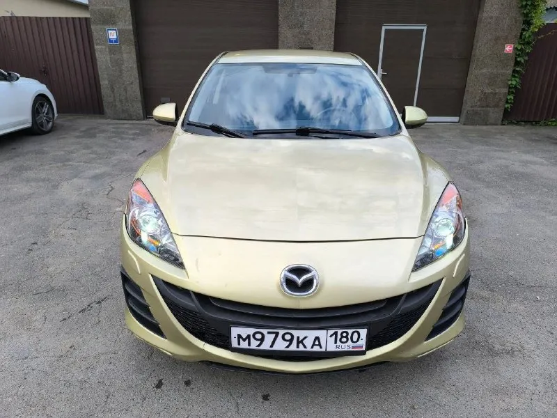 Продам mazda 3✅ год 2010✅ мотор 1.6 бенз, газ, механика ✅ цена 650 000₽✅ пробег 195 000км. ✅ автомобиль в хорошем состоянии, двигатель, коробка передач, ходовая часть работает на 5 виталий +79493570671 г. донецк ✅ - фотография - 2