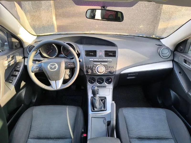 Продам mazda 3✅ год 2010✅ мотор 1.6 бенз, газ, механика ✅ цена 650 000₽✅ пробег 195 000км. ✅ автомобиль в хорошем состоянии, двигатель, коробка передач, ходовая часть работает на 5 виталий +79493570671 г. донецк ✅ - фотография - 8