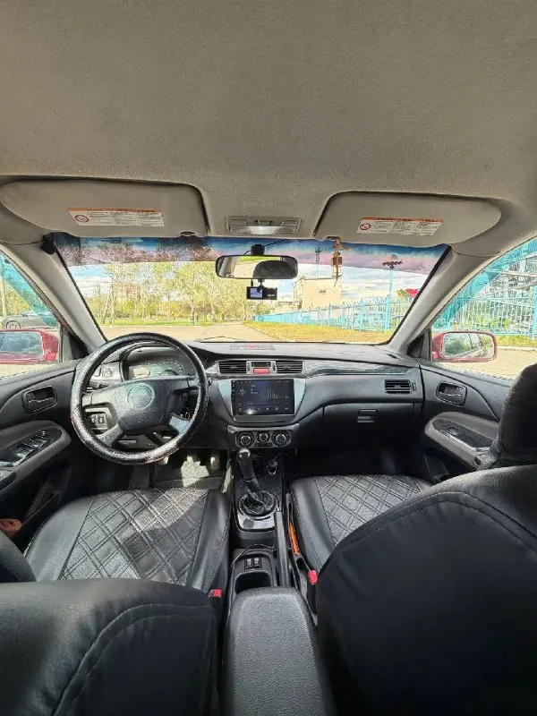 Продам mitsubishi lancer ix, 2004 г.
Двигатель 1.6, механическая коробка передач.
Надёжный и ухоженный автомобиль, полностью готовый к эксплуатации — без дополнительных вложений.
🔧 Техническое состояние:
-Ходовая часть полностью обслужена;
-Все расходные материалы заменены;
-Двигатель откапитален;
-Тормозные колодки, диски заменены;
-Масло не жрет;
-Без дтп.
🔊 Аудиосистема:
В автомобиль вложено около 100 000 ₽:
-Современная магнитола с большим экраном;
-Качественная акустика;
-Усилитель;
-Сабвуфер.
📷 Оснащение:
Камера заднего вида
📄 Документы:
-Я собственник;
-Документы в полном порядке.
✨ Автомобиль ухоженный, аккуратная эксплуатация, без скрытых вложений — сел и поехал.
💰 Цена: 430 000 ₽ - фотография - 5