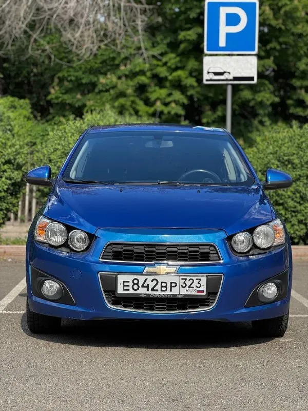 Лучшее предложение в городе! chevrolet aveo t 300,с 100% оригинальным пробегом 196000,коробка автомат. покупался как первый авто в семье в июне 2025. сразу после покупки сделал полное то, поменял передние тормозные диски, колодки, обслужил суппорта, заменил все фильтра и масло в двигателе, масло в гур. куплен новый аккумулятор, обслужен и заправлен кондиционер- морозит отлично, перебран генератор, новая катушка зажигания, свечи поменял 500км назад. грм и масло в коробке заменены, есть заказ-наряд автомат работает идеально, без пинков и рывков двигатель не дымит и масло не ест ходовая в отличном состоянии кузов ровный и красивый, имеет возрастные коцки, без ржавчины и прочего автомобиль в отличном состоянии, вложений не требуется !!! максимальная комплектация, я 3-й владелец, вписан в птс, 2 ключа на руках ! резина свежая зима и лето отдаю с машиной нахожусь в г. донецк, показываю по договоренности ( дружба, мотель и т. д.) +79496648195 620 000р всем добра - фотография - 2