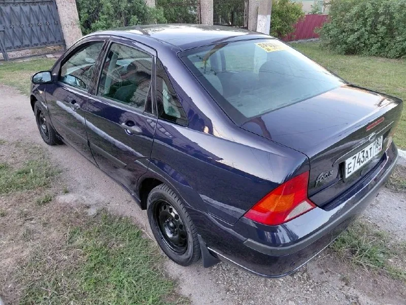 Продам ford focus1 полный бак бензина!!!!!!! год производства 2001 пробег 220000т двигатель1.8l zetec-e efi (115ps) трансмиссия5 speed manual transaxle - b5/ib5 регион европа состояние: кузов в отличном состоянии, без гнили, дыр и ржавчины; новая зимняя резина; хороший акб; кондиционр работает и обслужен в этом году; новый магнитофон; по электрике всё работает. осмотр старобешево 350000т +79495224620 - фотография - 4