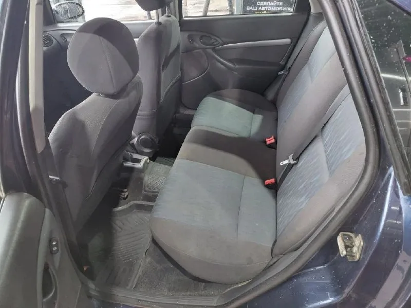 Продам ford focus1 полный бак бензина!!!!!!! год производства 2001 пробег 220000т двигатель1.8l zetec-e efi (115ps) трансмиссия5 speed manual transaxle - b5/ib5 регион европа состояние: кузов в отличном состоянии, без гнили, дыр и ржавчины; новая зимняя резина; хороший акб; кондиционр работает и обслужен в этом году; новый магнитофон; по электрике всё работает. осмотр старобешево 350000т +79495224620 - фотография - 7
