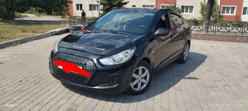 Hyundai solaris 2012г 1,6 механика 186т км. авто в отличном состоянии. 4стеклоподъёмника, электро зеркала, обогрев зеркал, сидений и лобового стекла. технически состояние хорошее без нюансов. полностью обслужен, новый грм, рабочий кондиционер. прозрачная история, зелёная автотека, в заводском окрасе без дтп, сигнализация, магнитола, камера заднего вида. автомобиль полностью обслужен. сел и поехал. я хозяин. переоформление в любом виде. 780000 руб. торг. автомобиль находится в донецке. +79493409187 алексей 📞 звоните: +7(949)3409187 - фотография - 6