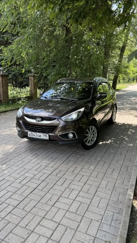 💥идеал💥 restyling (рестайлинг) в красивейшем, шоколадном цвете💥 салон в идеальном состоянии без-накидок😃без-чехлов и так далее😃 двигатель-идеал(гильзован)(даже не слышна робата двигателя💯 коробка-идеал 💯 ходовая-идеал 💯 hyundai ix35 (хендай ах35) ✅️1)restyling(рестайлинг)2014г. в. ✅️2)максимальная комплектация, кроме люка! 3-d приборная часть✅️4)в идеальном состоянии ✅️5}все, стекла заводские 👍 ✅️6)без дтп, автотека вся зеленая ✅️7)номера на авто, не скрываю😉 ✅️8)техосмотр осмотр пройден(диагностическая карта на руках) ✅️9)переоформление без каких либо нюансов, любой учет,180 или 181 ✅️10)макеевка ☎️+79495387982 все 📞 🇷🇺 звоните: +79495387982 - фотография - 2