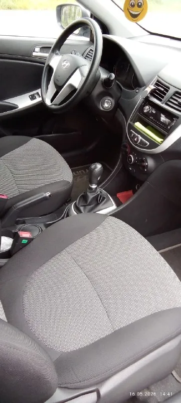 Автомобиль: hyundai accent год выпуска: 2012 пробег: 34000 км. объём: 1.4 мт бензин цена: 925 тыс. ₽ телефон: +79493819404 двигатель цепной, экономичный. кпп механика, подвеска работает на 5+ комплектация: - гур - абс - эсп передние - кондиционер - регулировка фар - бортовой компьютер - подогрев заднего стекла автомобиль в донецке. 📞 звоните: +7(949)3819404 - фотография - 6