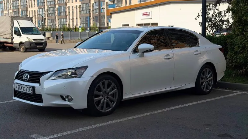 Lexus gs 350 • awd 3.5 бензин • акпп год: 2014 пробег: 175 000 км родной не крученный, любые проверки ✅надёжный, комфортный и динамичный lexus gs 350 на полном приводе в отличном техническом и визуальном состоянии. родной пробег, полностью обслуженный и ухоженный экземпляр! ✅преимущества: • все стекла включая лобовое — заводские! • два ключа • двигатель и коробка работают идеально: — коробка переключает мягко — масло не расходует • подвеска мягкая и собранная — без стуков и скрипов • родной салон в отличном состоянии — ничего не перешивалось и не красилось • автомобиль после полного то • два комплекта колес ✅хорошая комплектация: • электропривод сидений, память сидений, подкачки, вентиляция и подогрев • электропривод и подогрев руля • подрулевые лепестки • парктроники по кругу + камера заднего вида • широкий мультимедийный дисплей • контурная подсветка салона • круиз-контроль, разные режимы езды • датчики света и дождя 📌 собственник! 💰цена: 2.070.000₽ ☎️ +79064307686 макеевка - фотография - 8
