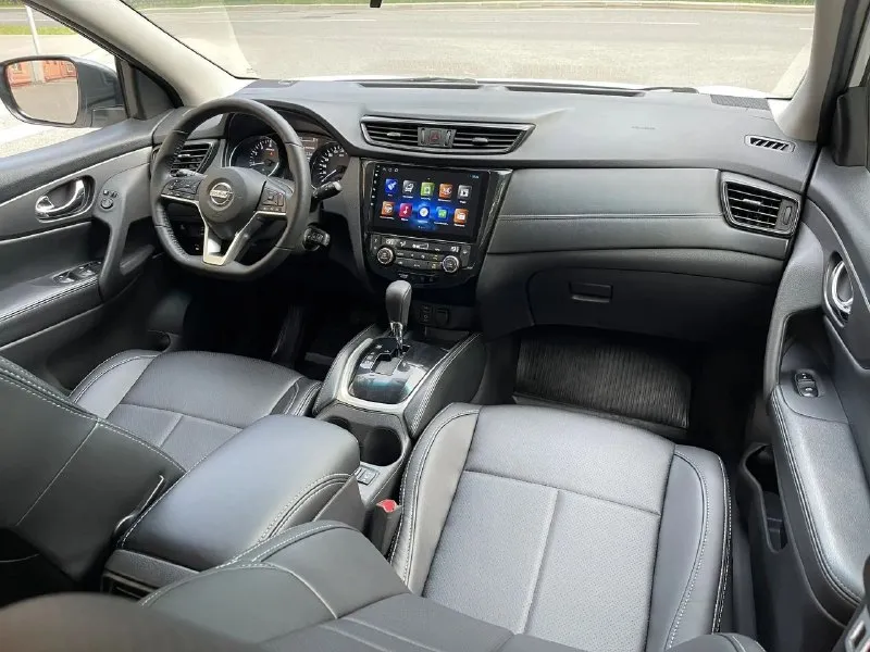 Nissan qashqai 2019г цена 1.600.000 торг 2.0i (147 л. с.) автоматическая привод fwd пробег 83 тыс один хозяин автомобиль куплен и обслуживается у официального дилера☝️ хорошая комплектация ✅полноцветный дисплей ✅салон кожа ✅круиз контроль ✅apple carplay ✅светодиодные фары ✅рейлинги на крыше ✅подогрев руля ✅подогрев сидений ✅2х зонный климат ✅датчики дождя и света ✅колеса r17 ✅электропривод зеркал ✅парктроники, камера заднего вида ✅мультируль ✅hands free, bluetooth ✅ 2 ключа ✅колёса зима и лето🎁 осмотр донецк тел: +79498239926 телеграмм макс +79161999908 📞 звоните: +7(949)8239926 - фотография - 6