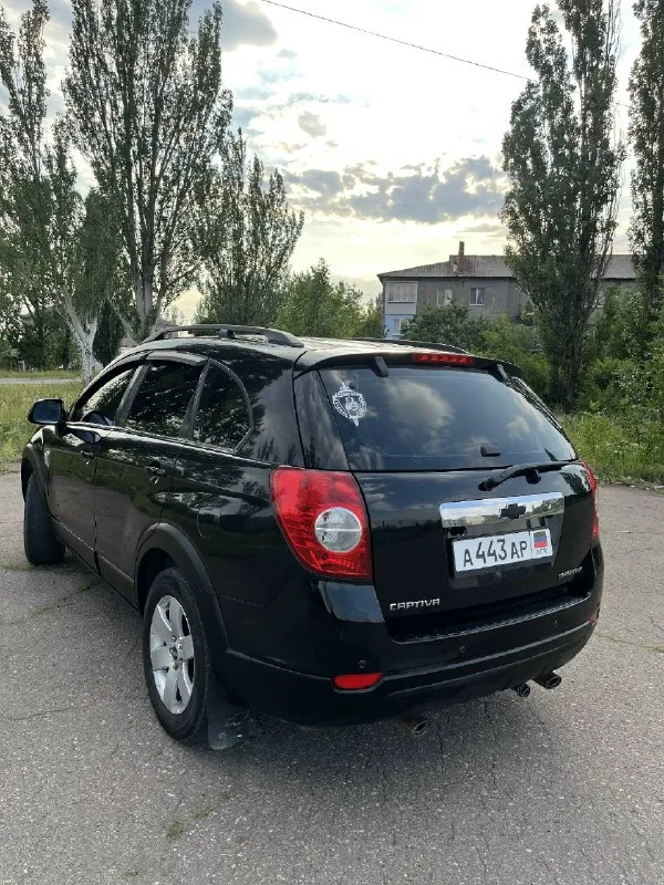 Продам chevrolet каптива 2008 г. Цена-950.000 (торг у капота!!!) стоит на 180 регионе !!! Двигатель-2,4 л. Газ-бензин, полный привод, пробег-245 000 км. , коробка-механика, в машине есть всё, кроме люка и подогрева сидений один владелец с автосалона, два ключа, сервисная книжка в родном окрасе, без дтп в подарок отдам комплект зимней резины в машине ничего не скрепит ни гремит обслуживалась вовремя вложений не требует, сел и поехал находится в енакиево писать в лс или звонить на +79498076575
📞 Звоните: +7(949)8076575 - фотография - 3