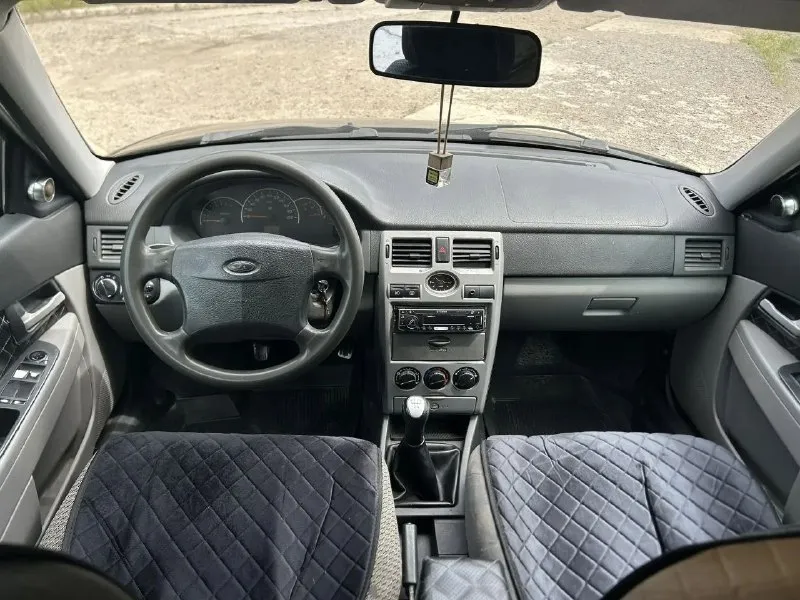 🚘 продам автомобиль ваз приора 21703 ▶️ год выпуска: 2009 г. в. ▶️ объём двигателя: 1.6 л, 126 мотор 16 клапанный поршня с выборкой. ℹ️ описание: автомобиль в очень хорошем состоянии. двигатель и ходовая после ремонта, кпп на отлично. чистый и ухоженный салон! совершенно новая летняя резина, хорошие красивые диски. ✔️ комплектация норма: - есп 2 шт - гур - подогревы зеркал - регулировка зеркал ❗️ автомобиль в дтп не участвовал, все остекление родное! 📸 предоставляю видео обзор автомобиля по требованию! 🏛 юридически автомобиль чист, никаких штрафов и запретов! 💰 цена: 300.000 рублей, торг уместен! 🏢 осмотр: г. амвросиевка. по договору могу приехать к вам. ☎️ телефоны для связи: +79493391770 +79490789890 все соц сети 👆 привязаны к номерам телефона! - фотография - 9