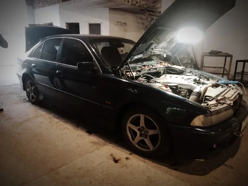 Продам bmw 525 м51 турбо дизель, механика, 1998г учет 180 рф по тех паспорту, ксенон, ангельские глазки, кондер, электро подьемники, акустика, новый акб, новая головка собрана стоит на машине, электрика, ходовая, кпп все хорошо, осталось сделать низ блока цилиндров!цена 260.000₽. обмен (донецк) +79494188623 ✅ мы в тг 📱 мы в max 💠 мы в вконтакте 📞 звоните: +7(949)4188623 - фотография - 3