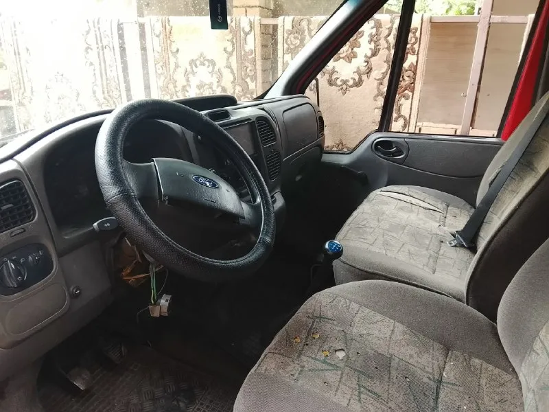 Продам ford транзит 2005 г продажа срочная цена 80 тысяч рублей!!! был на ходу сечас заводится и глохнет причину не знаю резина хорошая документы в порядке учёт днр г донецк +79490921614 📞 звоните: +7(949)0921614 - фотография - 2