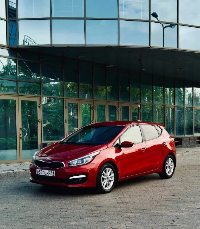🔥 kia ceed 1.6 at 2017 — живой ceed в достойном состоянии! 🔥 👋 продаю надежный и ухоженный автомобиль. машина для тех, кто хочет купить авто без головной боли и вложений после покупки 👍 📅 2017 год ⚙️ двигатель 1.6 🔄 автомат 🛣 пробег — 173 тыс. км ✅ техническое состояние — отличное двигатель работает тихо и ровно, не дымит, масло не ест, тянет отлично 🔥 коробка переключает плавно, без пи. .. class="emoji" style="background-image:url('//telegram. org/img/emoji/40/f09f94a5.png')">🔥 подогревы сидений 🎮 мультируль 📱 хорошая мультимедиа 🔘 полностью исправная электрика — работает каждая кнопка 🚘 kia ceed — это: ✔️ надёжность ✔️ комфорт ✔️ экономичный расход ✔️ дешёвое обслуживание 📍 донецк 💰 цена: 1 250 000 ₽ 📞 +7 (949) 384-81-28 - фотография - 3