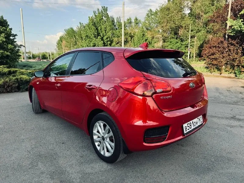 🔥 kia ceed 1.6 at 2017 — живой ceed в достойном состоянии! 🔥 👋 продаю надежный и ухоженный автомобиль. машина для тех, кто хочет купить авто без головной боли и вложений после покупки 👍 📅 2017 год ⚙️ двигатель 1.6 🔄 автомат 🛣 пробег — 173 тыс. км ✅ техническое состояние — отличное двигатель работает тихо и ровно, не дымит, масло не ест, тянет отлично 🔥 коробка переключает плавно, без пи. .. class="emoji" style="background-image:url('//telegram. org/img/emoji/40/f09f94a5.png')">🔥 подогревы сидений 🎮 мультируль 📱 хорошая мультимедиа 🔘 полностью исправная электрика — работает каждая кнопка 🚘 kia ceed — это: ✔️ надёжность ✔️ комфорт ✔️ экономичный расход ✔️ дешёвое обслуживание 📍 донецк 💰 цена: 1 250 000 ₽ 📞 +7 (949) 384-81-28 - фотография - 4