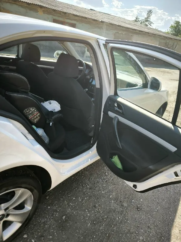 Продается skoda а5 2012 года пробег 178 тыс. двигатель 1.4 tsi. осмотр донецк - макеевка состояние сел поехал. телефон для связи +7949-340-23-27 850 тыс + торг никто не отменял. 📞 звоните: +7(949)3402327 - фотография - 5