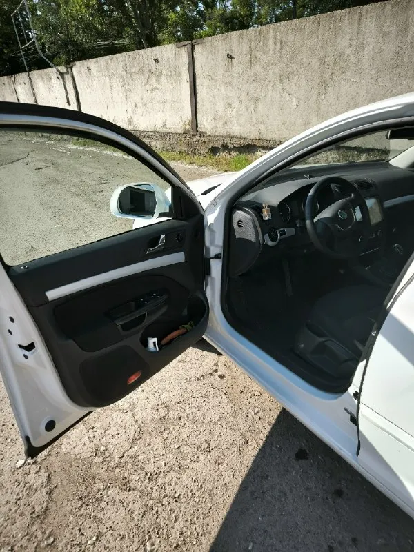 Продается skoda а5 2012 года пробег 178 тыс. двигатель 1.4 tsi. осмотр донецк - макеевка состояние сел поехал. телефон для связи +7949-340-23-27 850 тыс + торг никто не отменял. 📞 звоните: +7(949)3402327 - фотография - 8
