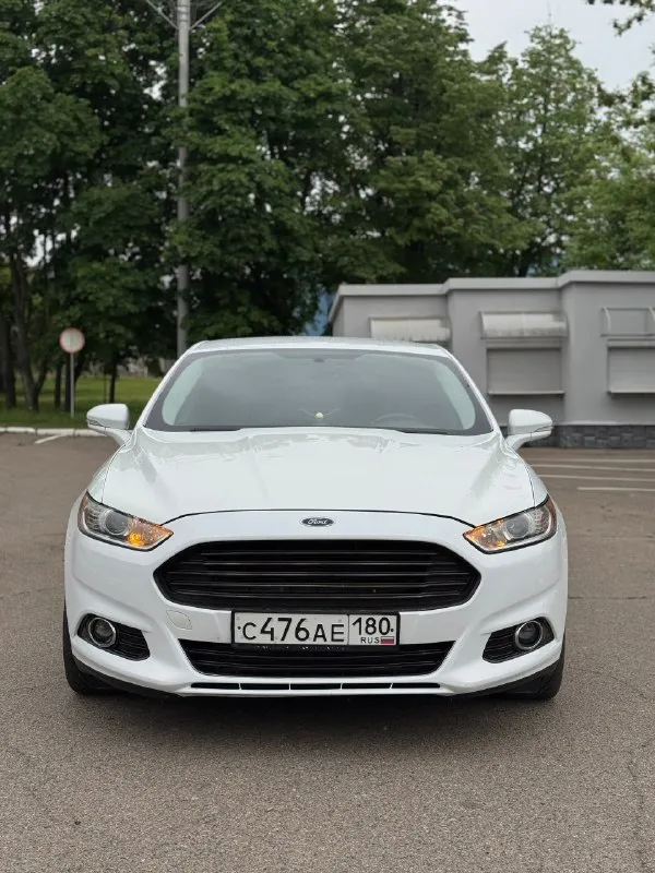 Продам ford fusion объем: 2 литра бензин. коробка: 6-ти ступенчатый классический автомат. год: 2015 ✅ кузов в очень хорошем состоянии. ✅ стекла все родные. ✅ машина местная. автомобиль в техническом плане в отличном состоянии. следили и ухаживали, денег не жалели. замена масла строго раз в 6,5-7 тыс км. , коробка без нареканий. подвеска - мячик, без посторонних звуков и стуков. салон в хорошем состоянии. не прокурен, не затерт. очень хорошая комплектация titanium. есть все. старт-стоп. безключевой доступ. подогревы сидений. камера заднего вида, парктроники. эл. рег. сидений с памятью. датчик света, дождя. круиз. хорошая музыка. и многое другое. машиной будете довольны. цена: 1,250 ₽ торг будет! +7949-606-44-51 нахожусь в донецке. 📞 звоните: +7(949)6064451 - фотография - 2