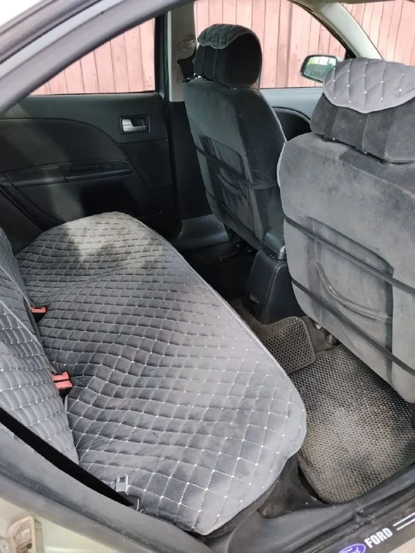 Продам ford mondeo 3, 2001 года выпуска, в хорошем рабочем состоянии. в одной семье с 2012 года. по документам владелец я. г. торез. комплектация ghia, пробег 325 000 км. двигатель 2.0 л (145 л. с. ). 4 стеклоподъёмника, abs, круиз-контроль, обогрев заднего и бокового стекла, подогрев передних сидений, комплект зимней резины на дисках, 2 din магнитола, парктроники. дополнительно: отдам с машиной 4 двери, крышку багажника, двигатель, кпп и ещё много запчастей по автомобилю. цена: 300 тыс. небольшой торг. по всем вопросам обращайтесь в лс или по номеру +79493665763 📞 звоните: +7(949)3665763 - фотография - 6