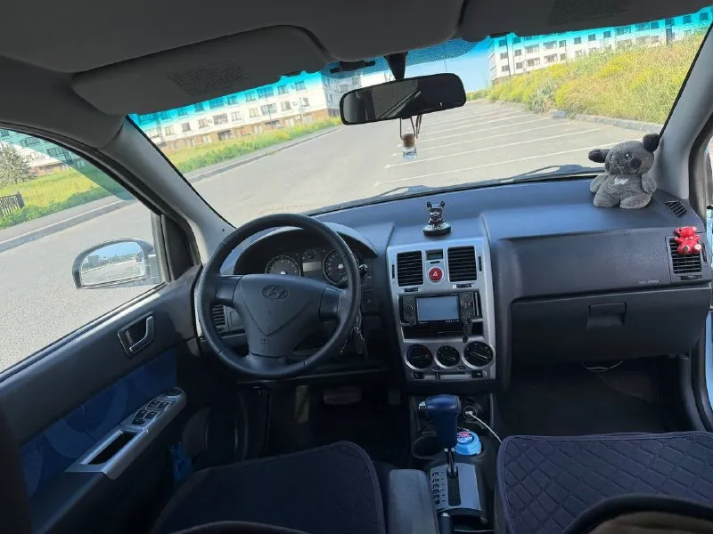 Продам hyundai getz двигатель: 1.6 самый надёжный. коробка: автомат кондиционер! год выпуска: 2009 пробег: 224 000т. км. родной. авто в хорошем состоянии, полностью обслужена. максимальная комплектация: гур, abs. кондиционер, 4 стеклоподъемника, подогревы сидений, противотуманные фары, и многое другое. цена: 650 000 т. руб. торг! по вопросам звоните. тел: +7-949-716-69-06 - ольга автомобиль находится в мариуполе. - фотография - 3