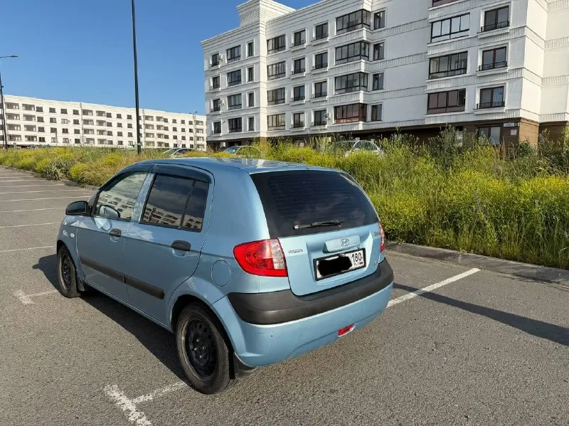 Продам hyundai getz двигатель: 1.6 самый надёжный. коробка: автомат кондиционер! год выпуска: 2009 пробег: 224 000т. км. родной. авто в хорошем состоянии, полностью обслужена. максимальная комплектация: гур, abs. кондиционер, 4 стеклоподъемника, подогревы сидений, противотуманные фары, и многое другое. цена: 650 000 т. руб. торг! по вопросам звоните. тел: +7-949-716-69-06 - ольга автомобиль находится в мариуполе. - фотография - 4