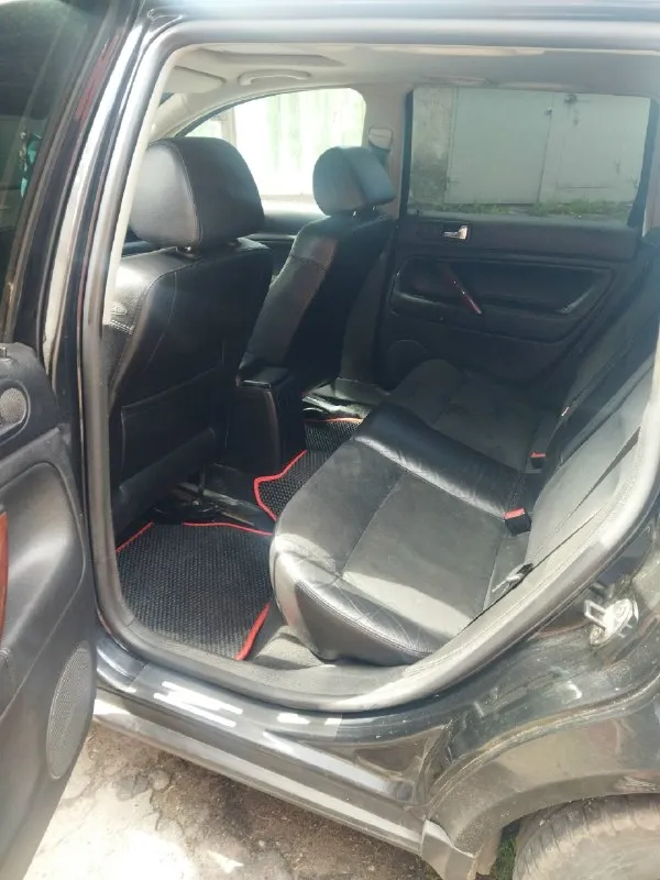 Продам volkswagen б5+ универсал 2005г, мотор 2.5 tdi, полностью обслужен, новые гбц, клапана, распредвалы, топливная обслужена, новые стартер, генератор, ремни и ролики новая ходовая. машина без вложений вообще, дорогая тонировка, салон кожа алькантара, климат, круиз, датчик дождя, подогрев лобового и зеркал, люк работает во всех положениях, резина диски новые. расхол город 8л трасса 5л, по машине очень много сделано и вложенно все расскажу при встрече или по телефону, цена 900000т с небольшим торгом, вложенно около 500т в ремонт, продажа не спешная т+79494133020 донецк, могу скинуть видео обзор 📞 звоните: +7(949)4133020 - фотография - 5