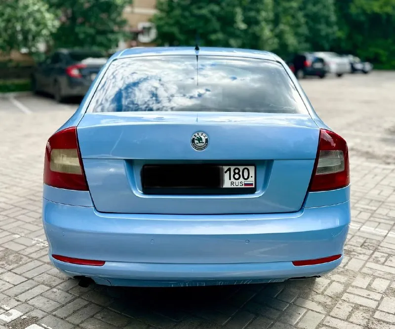 🔥🔥🔥610.000руб. 🔥🔥🔥 срочно срочно срочно🆘🧨🆘 skoda octavia a5 рейсталинг.2011год.1.6mpi автомат. пробег 210 авто в отличном состоянии вложений не требует не каких. кузов как на фото без гнили и ржавчины. свеже покрашен чисто косметика. мотор 1.6 mpi самый обычный работает отлично не дымит не троит тянет супер. коробка обычный автомат айсин 6ст. тоже работает без проблем. ходовая в полном порядке. салон чистый и ухоженный. богатая комплектация:есть все необходимое для комфортной езды. климат-контроль работает в обе стороны и холодит отлично и греет. документы в полном порядке на 180 учете. тех. осмотр есть. переоформить можно хоть сразу. любое переоформление. осмотр донецк. +79499826417 +79497946634 телеграмм 📞 🇷🇺 звоните: +79499826417 - фотография - 8