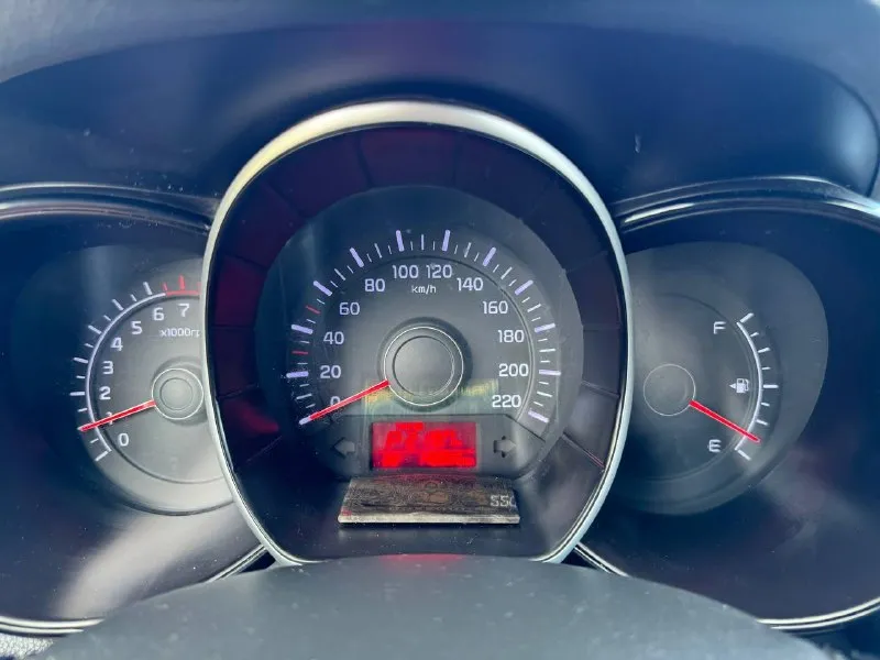 🇰🇷 kia rio iii restailing 💰цена: 900 000р 🏢город: мариуполь 📅год выпуска: 2015 🧾пробег: 148 885км. ⚙️двигатель: 1.6 ⛽топливо: бензин ⚙️кпп: автомат 6-ст 📞 телефон: +7-949-727-41-51 +7-989-263-55-56 +7-949-551-91-52 💾 описание: rio. .. ng')">✅ отличное внешнее и техническое состояние ✅ классический, шестиступенчатый автомат ✅ южная эксплуатация ✅ отличная комплектация: ❄️ кондиционер работает отлично, abs, airbag, полный электопакет, гидроусилитель руля, центральный замок, android магнитола с камерой заднего вида, подогрев сидений, подогрев руля, птф, отличная резина. ➕автомобиль с пройденным техническим осмотром и готов к переоформлению. улица шевченко 2️⃣6️⃣9️⃣ 🏦 возможна продажа в кредит по двум документам. - фотография - 10