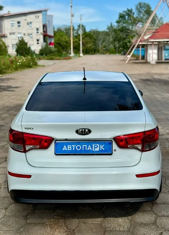 🇰🇷 kia rio iii restailing 💰цена: 900 000р 🏢город: мариуполь 📅год выпуска: 2015 🧾пробег: 148 885км. ⚙️двигатель: 1.6 ⛽топливо: бензин ⚙️кпп: автомат 6-ст 📞 телефон: +7-949-727-41-51 +7-989-263-55-56 +7-949-551-91-52 💾 описание: rio. .. ng')">✅ отличное внешнее и техническое состояние ✅ классический, шестиступенчатый автомат ✅ южная эксплуатация ✅ отличная комплектация: ❄️ кондиционер работает отлично, abs, airbag, полный электопакет, гидроусилитель руля, центральный замок, android магнитола с камерой заднего вида, подогрев сидений, подогрев руля, птф, отличная резина. ➕автомобиль с пройденным техническим осмотром и готов к переоформлению. улица шевченко 2️⃣6️⃣9️⃣ 🏦 возможна продажа в кредит по двум документам. - фотография - 5