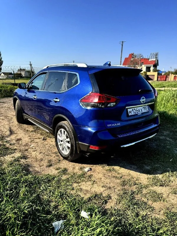 Nissan rogue 2016 год полный привод. ( он же nissan x-trail t32 рест ) японская сборка. двигатель 2.5, 171л. с. пробег 164.000 по ходовой, мотору, коробке нет замечаний, работают как часы. расход по городу около 9 л масло в двс не расходутет, замена примерно через каждые 6 тысяч, масло в коробке по регламенту, сделана полная замена с фильтрами в 2025 году резина лето новая ( +зима в нормальном состоянии) полный привод (всегда передний работает, кнопкой включается полный) по езде три настройки есо, drivе и sport по комплектации автозапуск (зимой удобно прогревать, летом охлаждать салон), бесключевой доступ (всё штатное), раздельный климат, абс, антибукс, датчик давления в шинах, магнитола с блютуз и флэшкой, камера заднего вида, и многое другое. собственник, оформлена на меня. стоимость 1.750.000 рублей г. мариуполь +79490231938 - фотография - 5