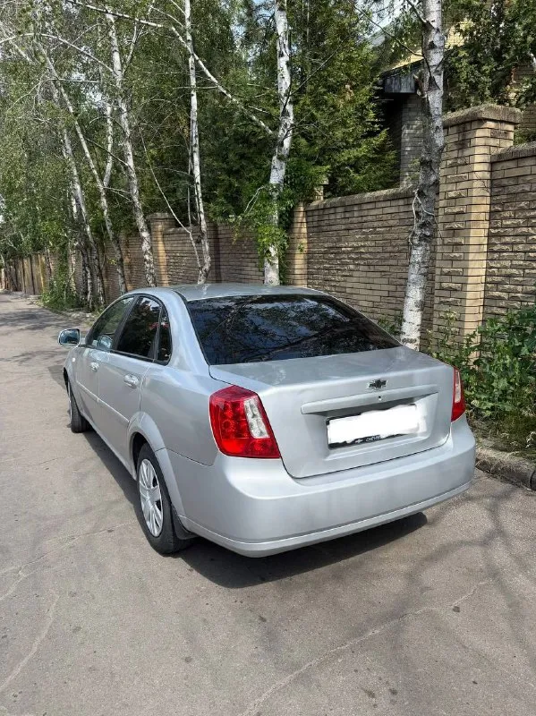 Номер телефона +79493330955 в продаже chevrolet lacetti 2011год✅ 1.6 механика✅ пробег 202тыс. км✅ состояние изумительное✅ кондиционер в рабочем состоянии✅ очень комфортный и отличный автомобиль✅ моментов никаких нет по кузову✅ ходовая часть без нареканий✅ без вложений✅ днище как новое✅ вся идеал✅ обслуживание проводилось своевременно✅ салон чистый и ухоженный✅ по документам полный порядок✅ telegram - фотография - 7