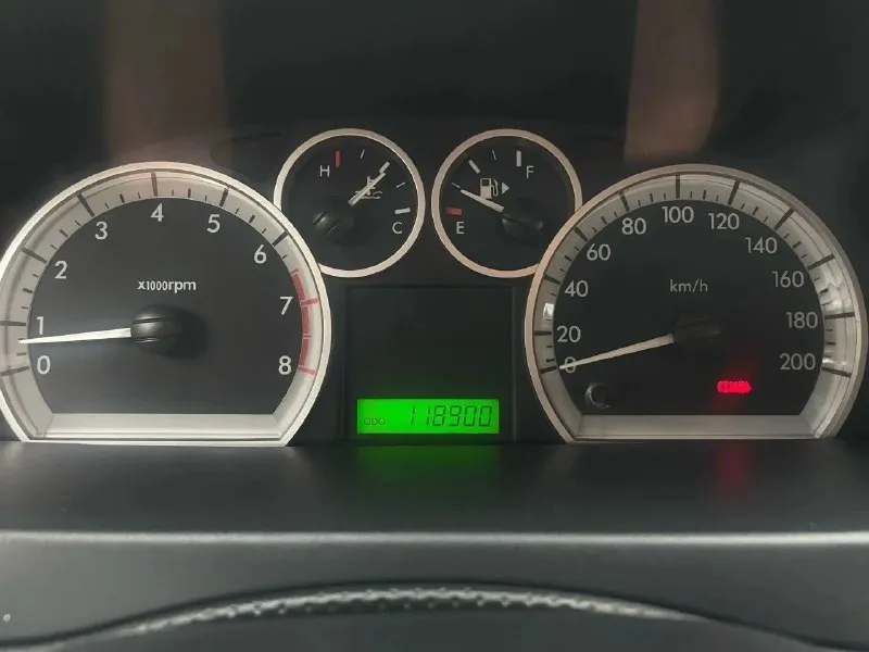 ♻️Продам chevrolet aveo 2007 г. В. 1.6 ♻️

Автомобиль был куплен в 2007 году в салоне г. Донецк.
Один владелец за все время. Автомобиль без дтп, весь заводской метал и окрас ! Родной пробег ❗️119.000 км ❗️ничего не крутилось и не моталось. Любые проверки. Простой неприхотливый и надёжный автомобиль с самым надёжным и мощным мотором в линейке 1.6 16v🔥🔥🔥 (не путайте с 1.2 или 1.4!!!) достаточно динамичный и резвый, на механической коробке передач. Автомобиль в хорошем состоянии, простой в ремонте, неприхотливый и надёжный при эксплуатации. Двигатель работает безупречно, как новый. Поменяно грм и помпа 7 тыс назад. Недавно заменена лямбда первая. Поменяны задние колодки, и троса ручника. Масло льется 5/40 ravenol. Заводские катализаторы на месте. Машина надежная и неприхотливая, никогда не подводила. По коробке без хрустов и прочего. Кузов оцинкованный!!! Дно/пороги/ стаканы/ низа дверей в заводском состоянии. Стекла все заводские
Цена: 💰525.000
+7949-585-12-42
Осмотр макеевка - фотография - 7