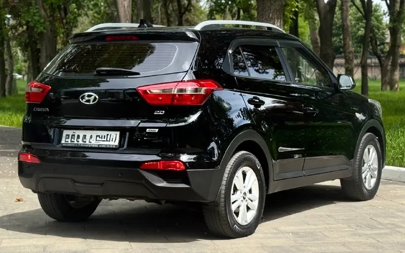 Тел. +79496447941 продам hyundai creta 2017г. в идеальном состоянии! по автомобилю делать не чего не надо!! готов ехать на любые проверки за ваш счёт! стёкла все заводские! птс оригинал два владелец по птс! переоформление в мрэо комплектация двигатель 2.0 бензин пробег 176т abs esp airbag круиз контроль бортовой компьютер камера заднего хода полный привод помощь при спуске подогрев сидений подогрев зеркал parktronic электро слаживания зеркал двухзонный климат контроль 4 стеклоподъемника 2 ключа хорошая резина цена 1.385.000т. р очень срочно торг возможно продажа в кредит 📲 tg: @artur_dadunia 📞 звоните: +7(949)6447941 - фотография - 4