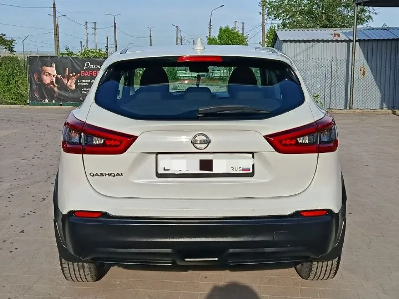Nissan qashqai 2019 -двигатель 2.0 -кпп автомат -пробег 133000 -цена 1.475000₽ -донецк -тел: +79494676510 автомобиль в отличном состоянии, с родным пробегом без дтп, кузов без дефектов, по технической части вопросов нет полностью обслужен и готов к дальнейшей эксплуатации. красивый перламутровый цвет, комплектация: подогрев сидений руля зеркал, датчик света и дождя, диодная оптика, ,сенсорная мультимедиа с bluetooth usb aux, камера заднего вида, парктроник задний и передний, круиз-контроль, климат-контроль двухзонный, литые диски, электр. ручник и т. д осмотр в любое время, очень ухоженный автомобиль, любая диагностика. - фотография - 5